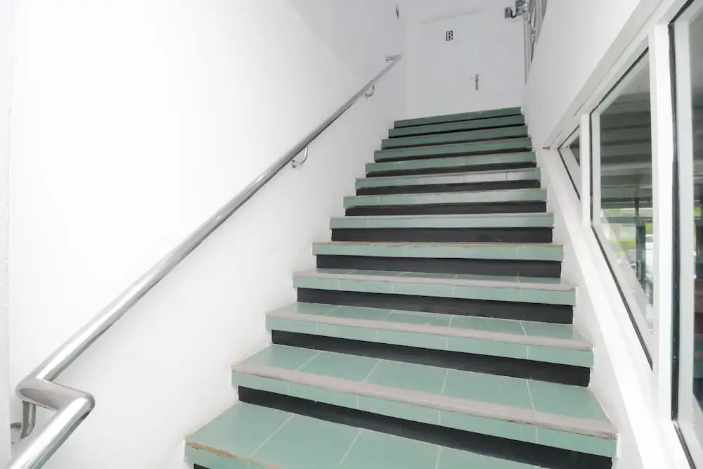 Airy Tawangsari Puri Anjasmoro EE3 5 Semarang