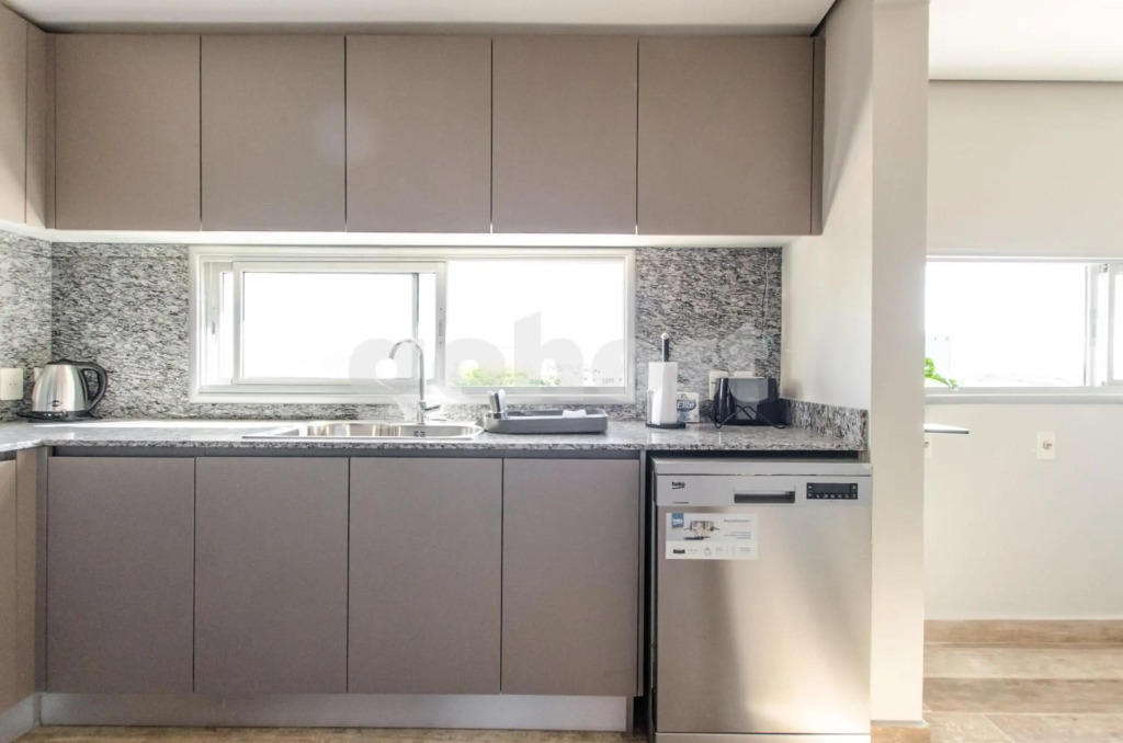 Tranquilo y cómodo apartamento en Villa Morra 2D006