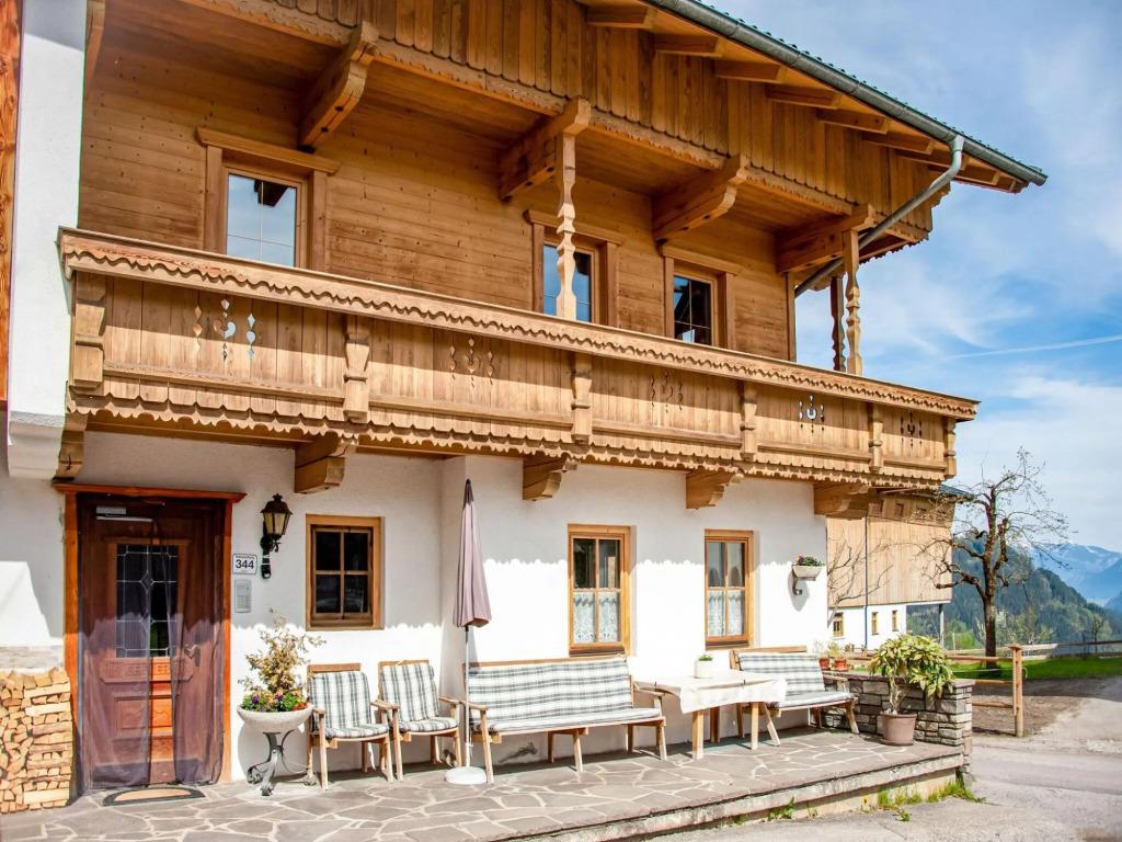Apartment in Hainzenberg Near Ski Slopes