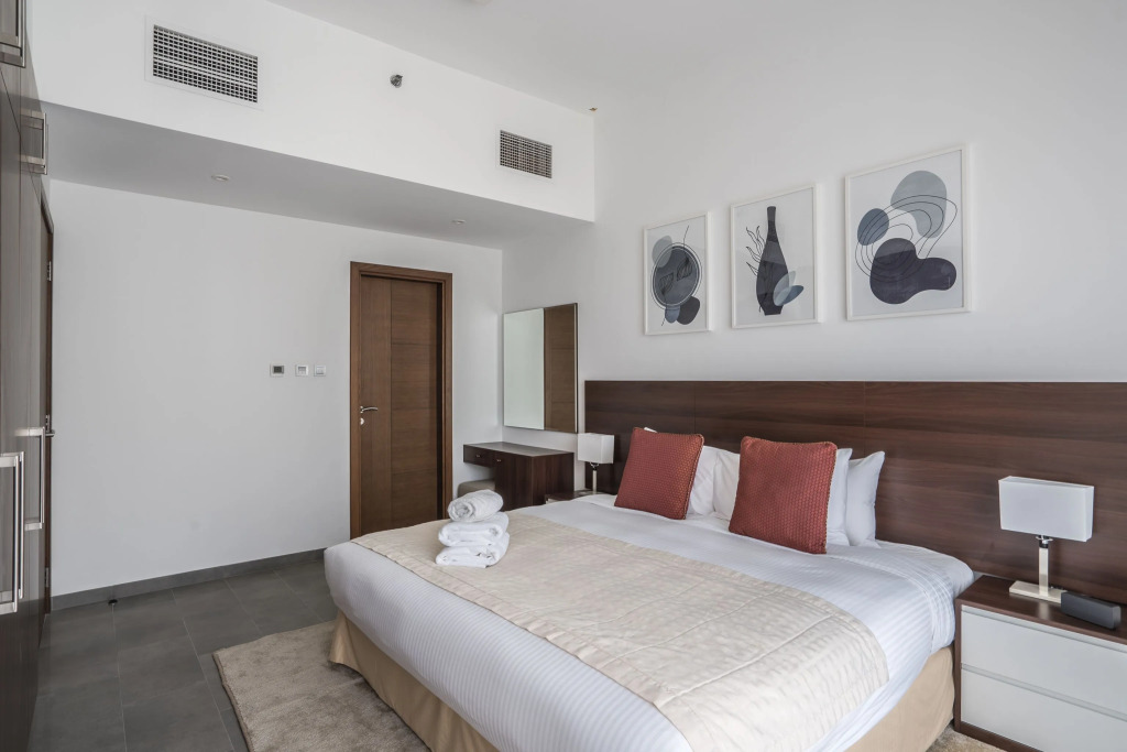 Apt. with amazing views Dubai Marina