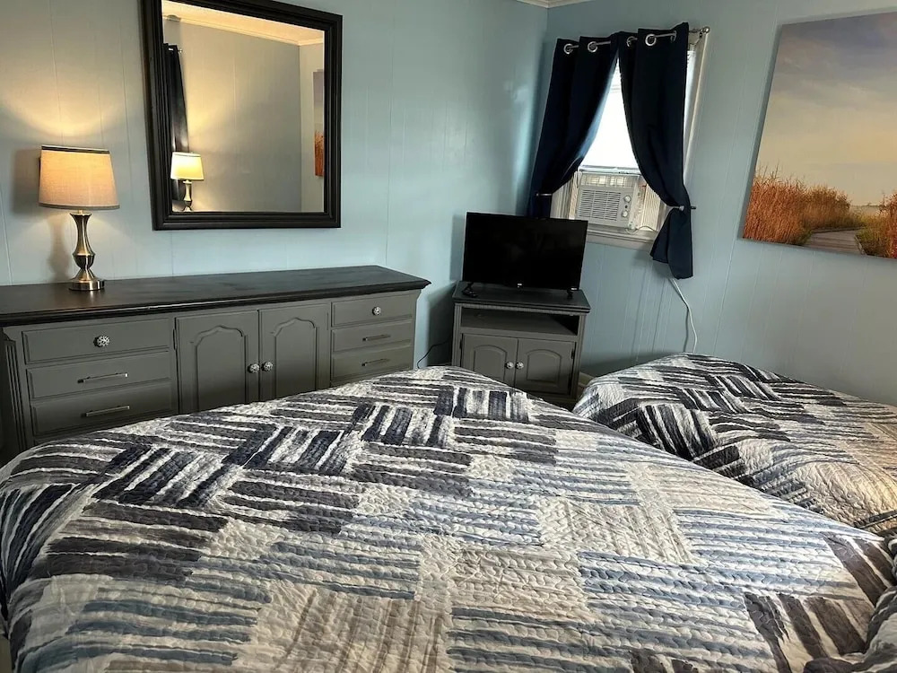 Bianchi 1 - Ocean City, Md 2 Bedroom Condo by RedAwning