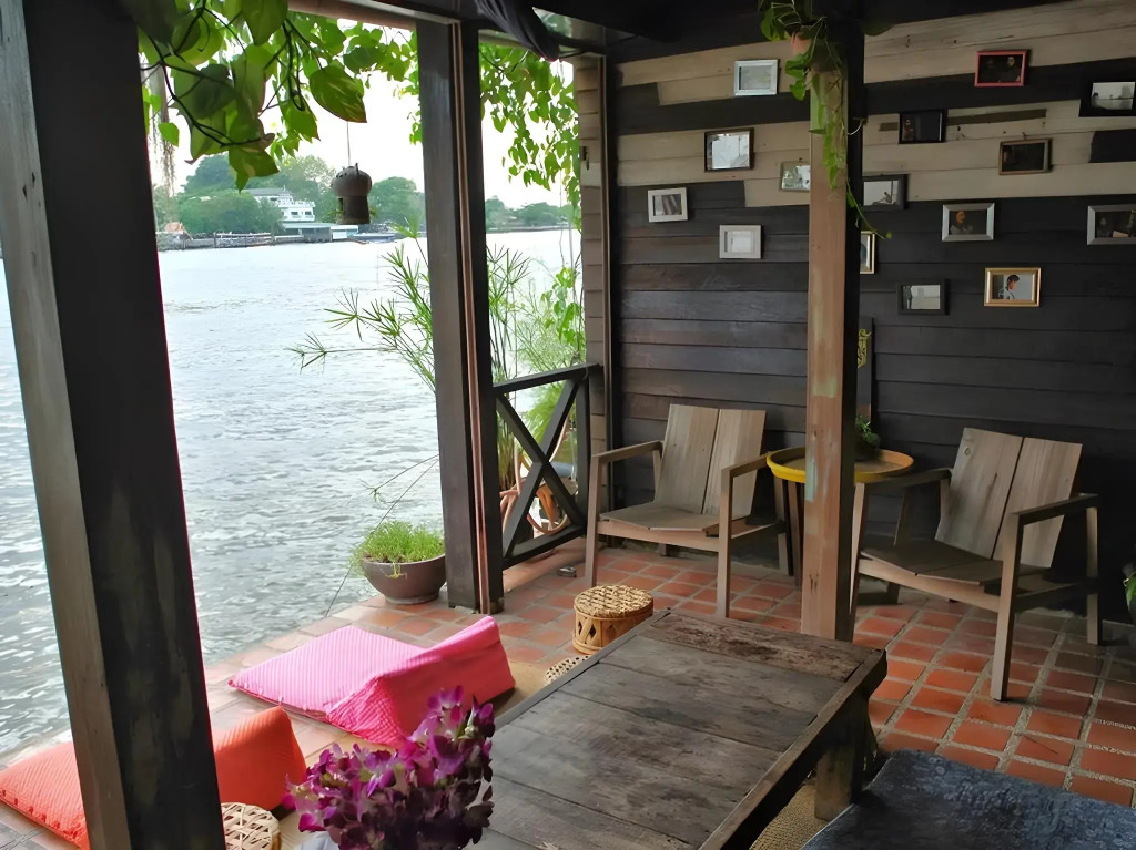 Loy La Long Hotel (SHA Extra Plus)