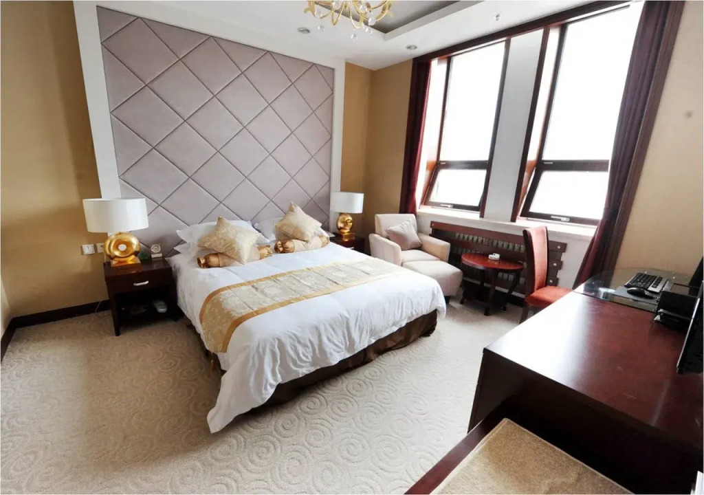 Guanghan Hotel