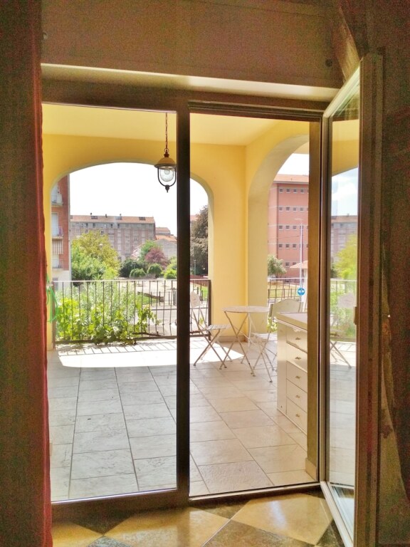 Casa con giardino