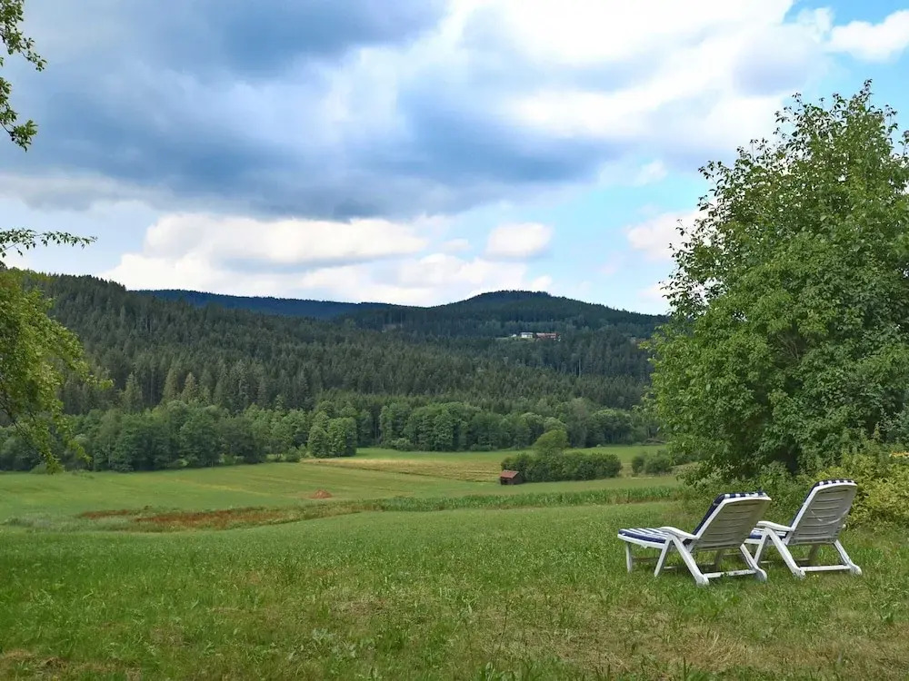 Vintage Holiday Home in Grafenried With Garden