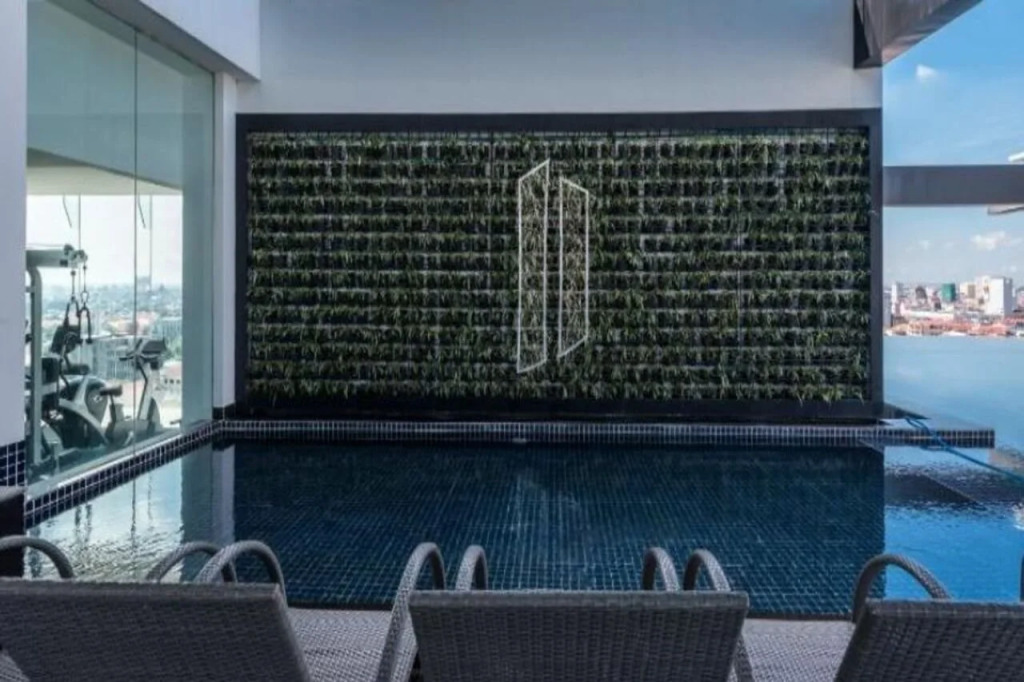 Naki Suites @ Silvertown