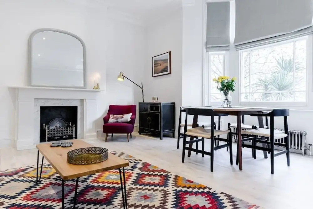 Designer 2 Bed on Hampstead High St