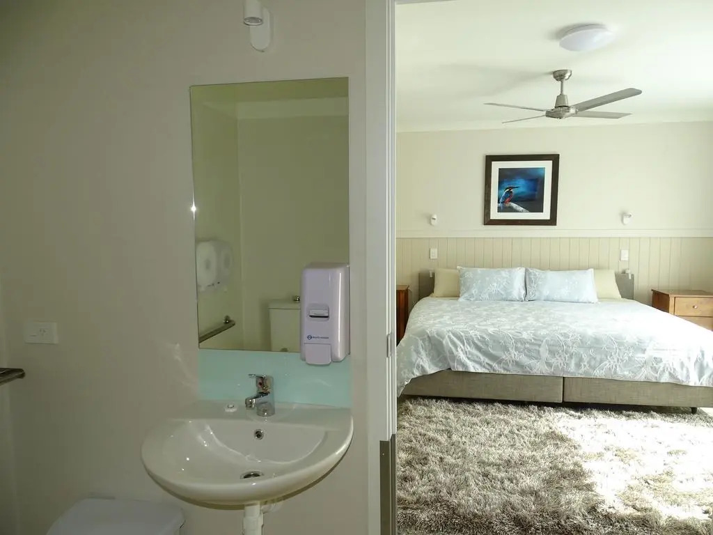 Kakatu Retreat Bed & Breakfast