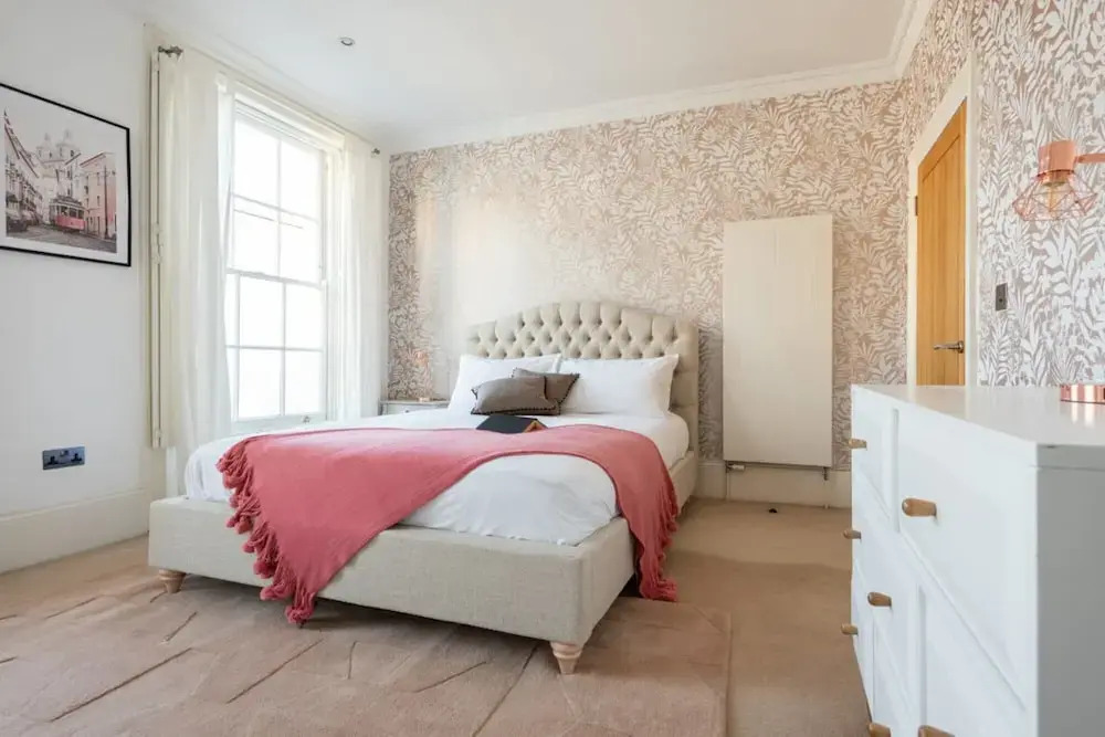 The Kings Row- Quiet 3BD Near Kings Cross