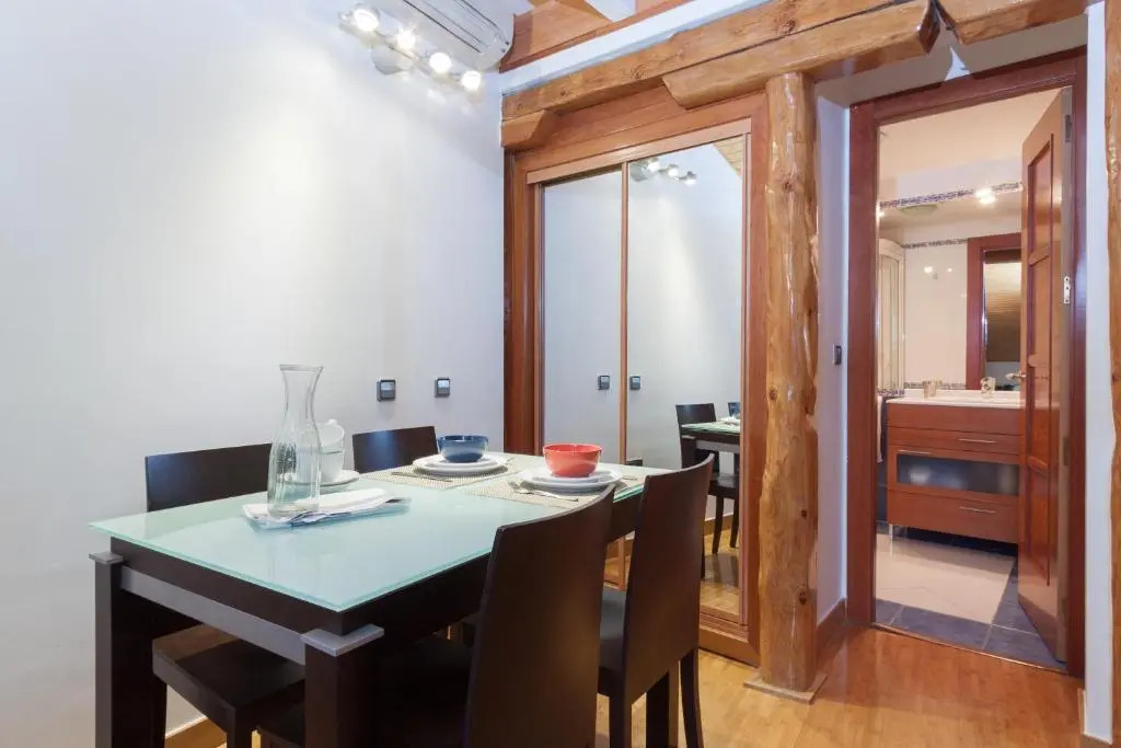 Cozy Apartment La latina by Batuecas