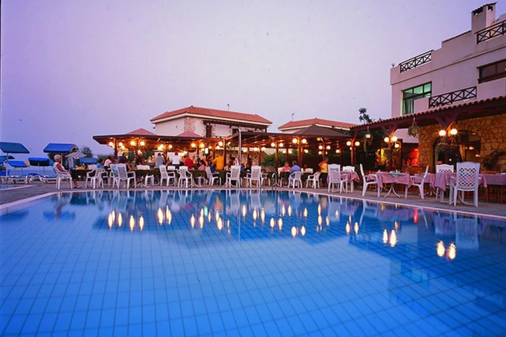 Mimosa Beach Hotel
