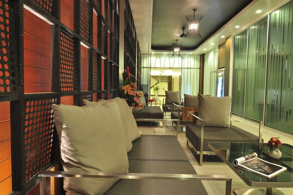 Platinum Hotel and Apartments