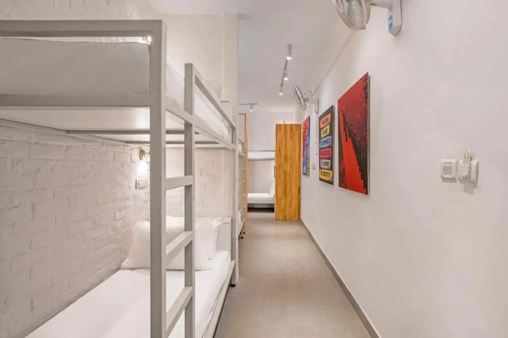Bedzzz Varanasi by Leisure Hotels, 1 Km from Dashwasamedh Ghat
