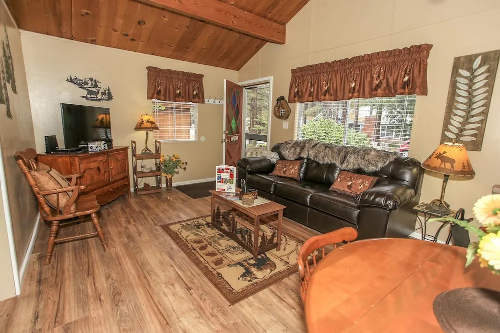 The Comfy Cabin