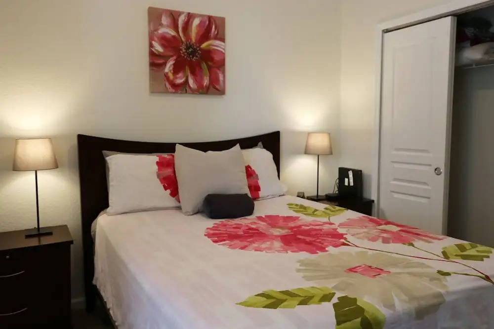 6BR 4BA Home in Windsor Hills by CV-2534