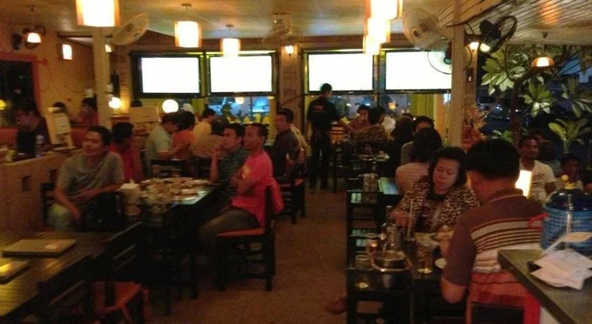 บ้านเกื้อ เดอะ ลิฟวิ่ง