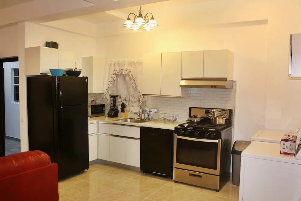 Blue Star Apartments & Hotel