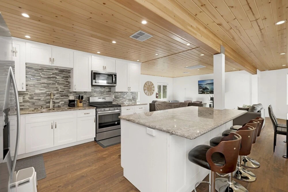 2145-the Getaway 2 Bedroom Home by Redawning