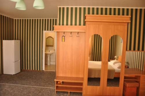 Guest House on Schmidt