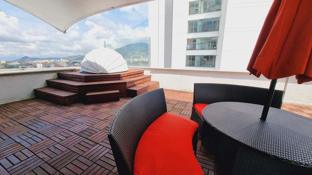 Hotel Habitat Suite