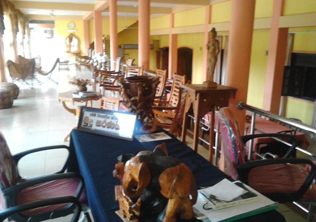 Hotel Dharshana