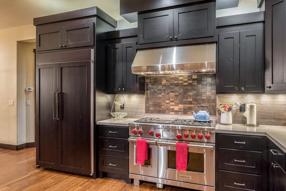 4BR Luxury Truckee Home by RedAwning