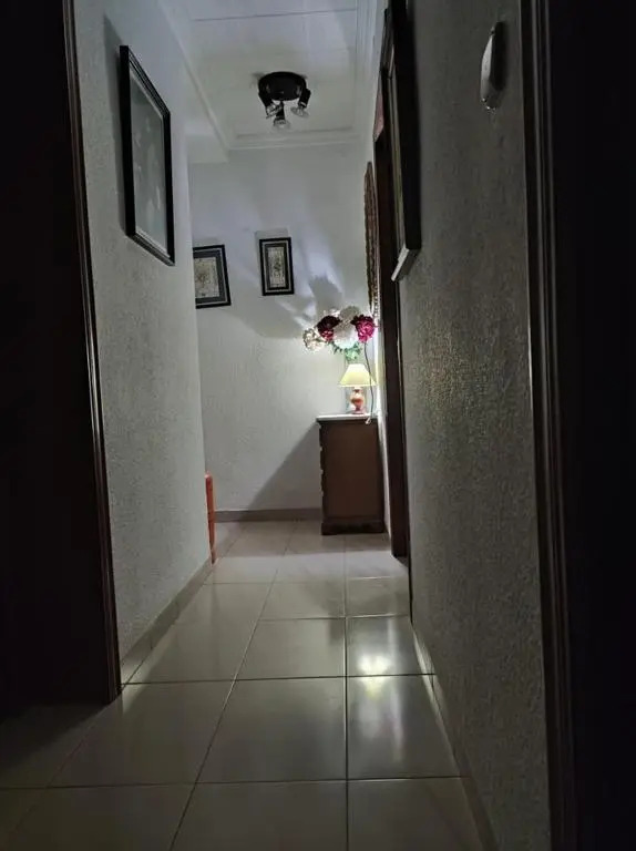30-3- Бюджетная КОМНАТА в квартире для 2 человека, Alicante