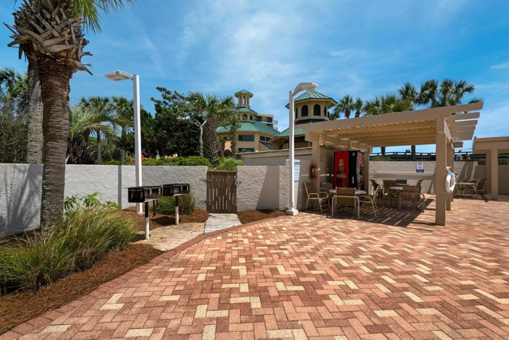 Beachside II 4338