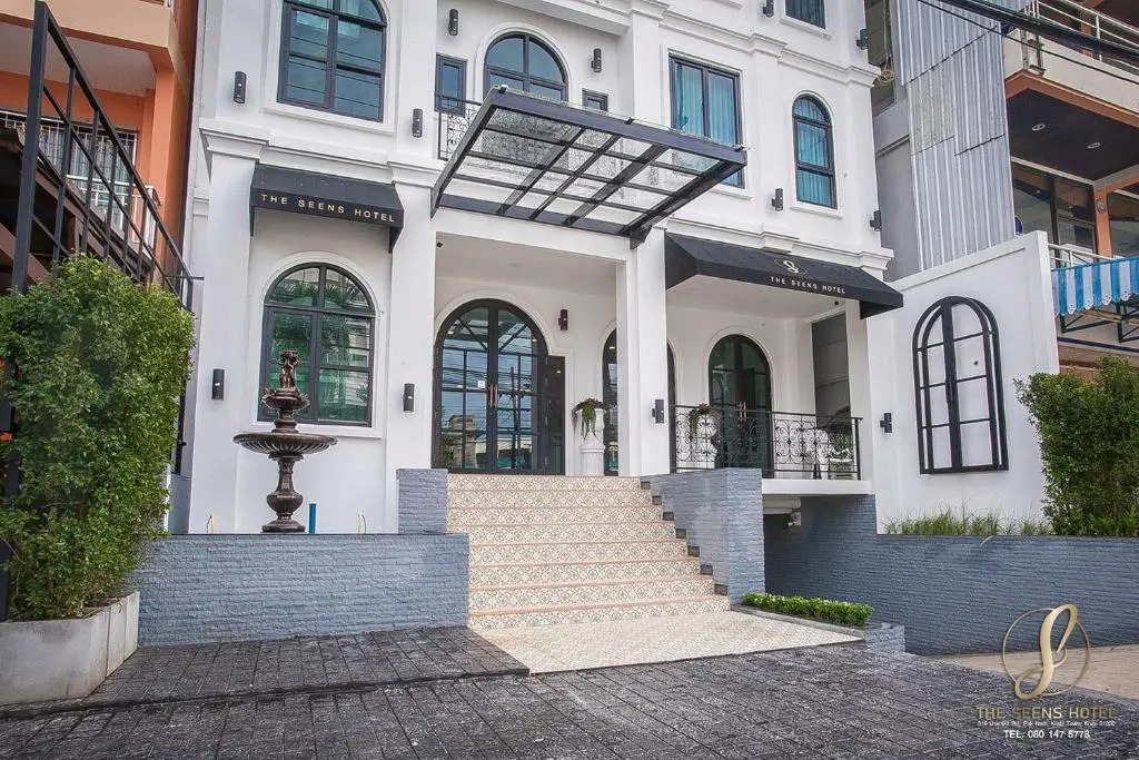 The Seens Hotel
