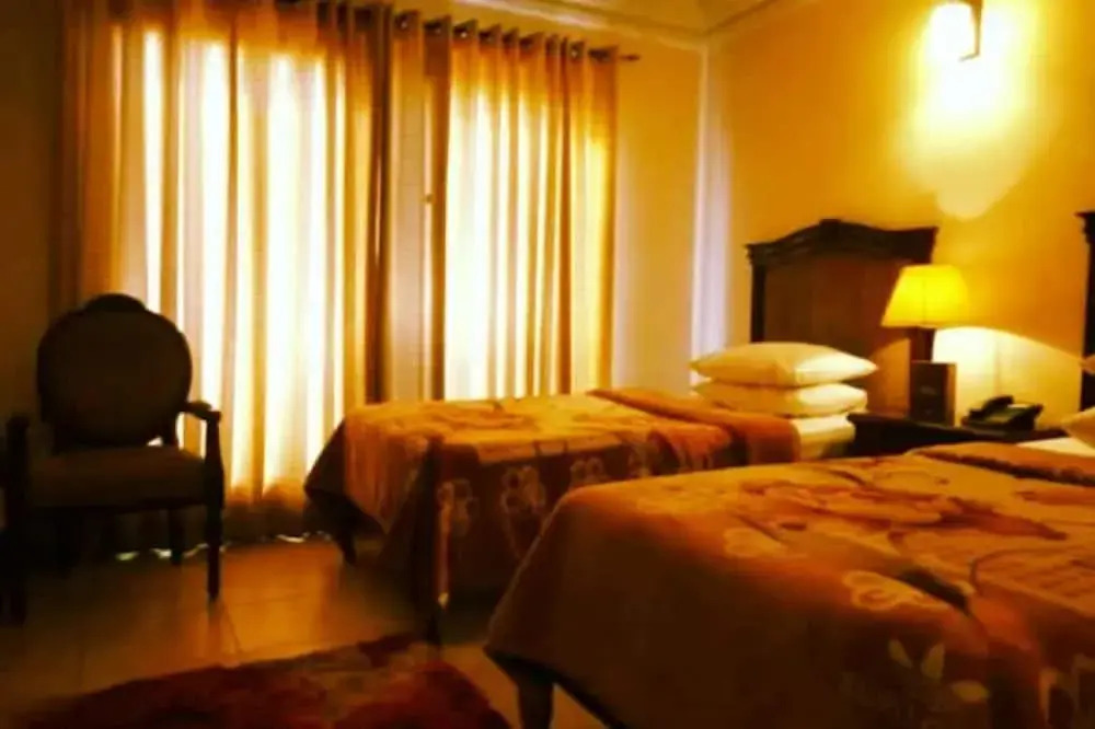 Mulberry inn Guest House Karachi