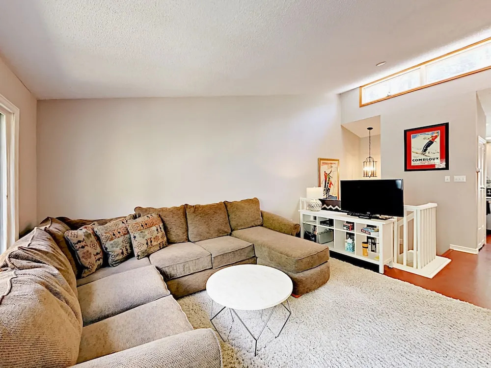 3073 Bellflower Drive Condo Unit 2