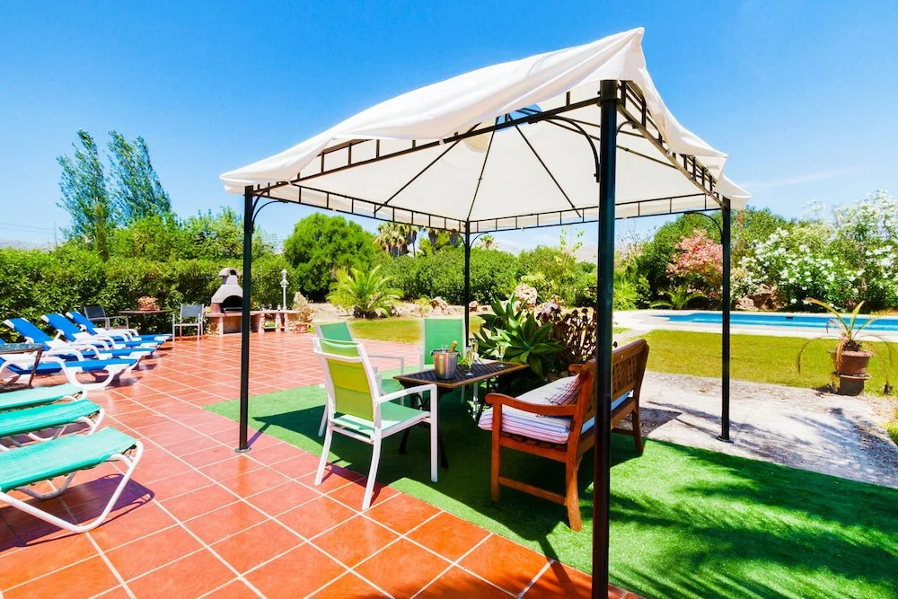 Villa Lucas