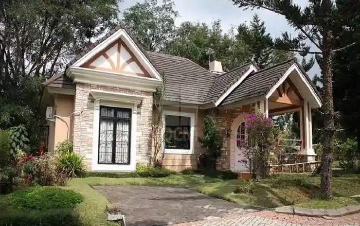 Villa Kota Bunga Allamanda