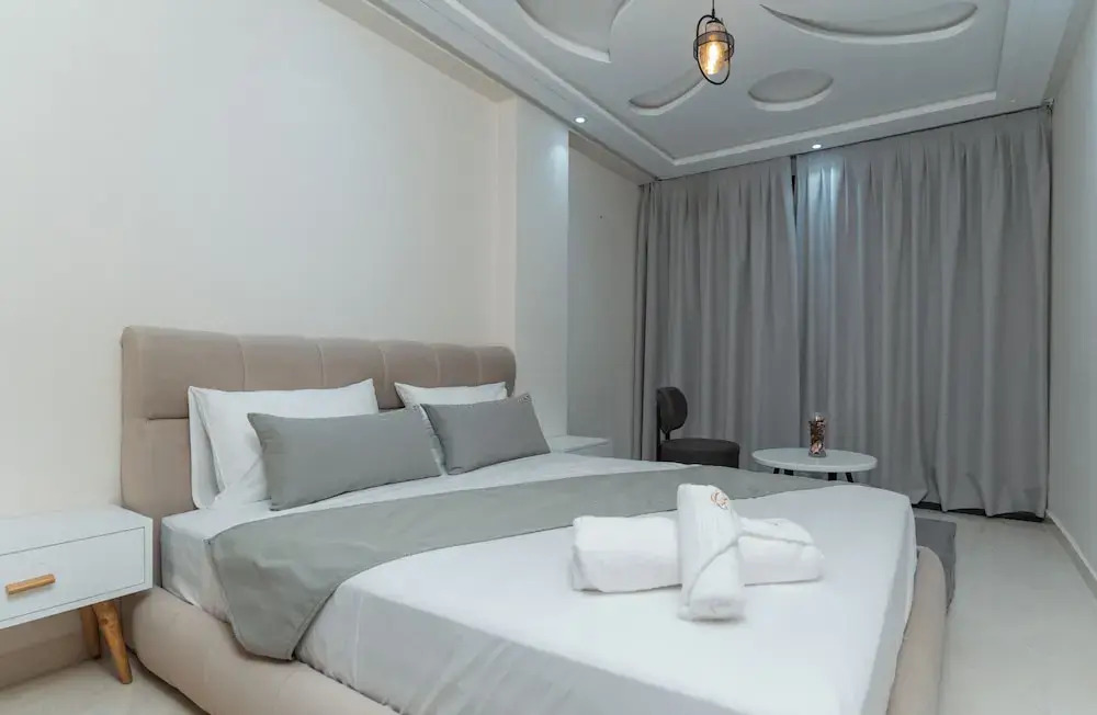 Appart Hotel Golden Sky Home