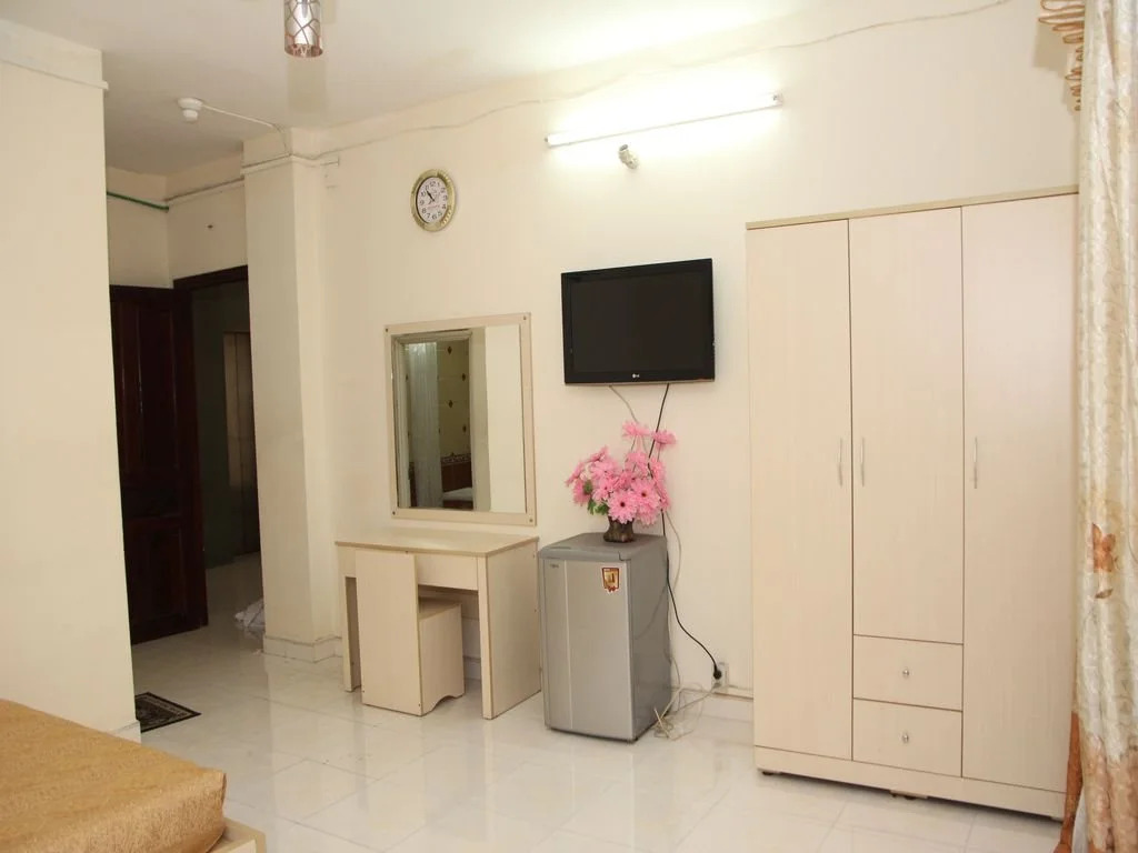 Ngan Long Hotel
