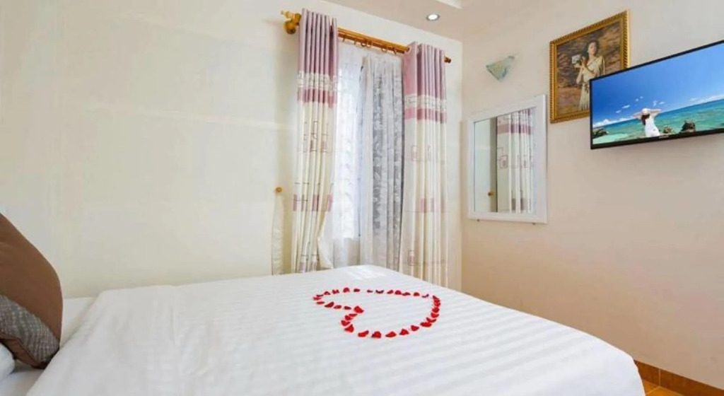Ken Hotel