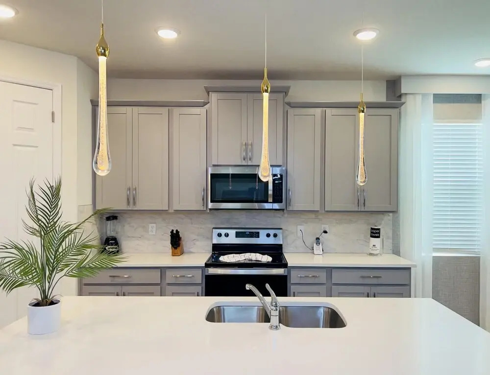 Brand New charming themed home near Disney