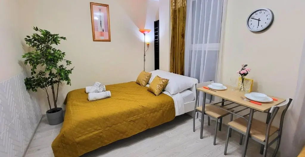 Cozy modern Apartment ASTORIA MAGIC ORANGE OLD TOWN
