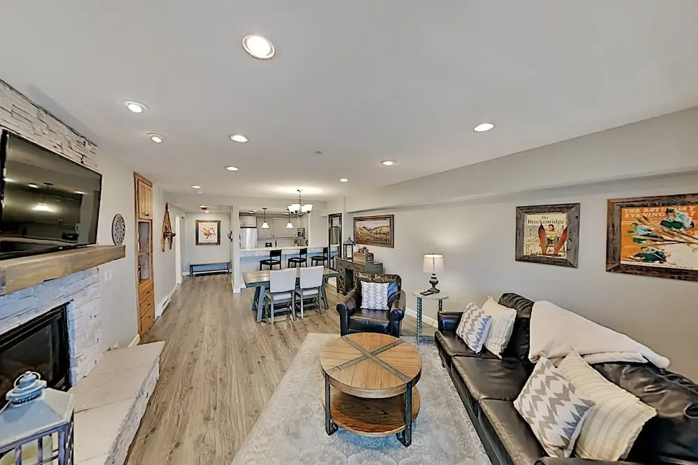 Ski-in, Ski-out At The Ge With Heated Pool Studio Bedroom Condo