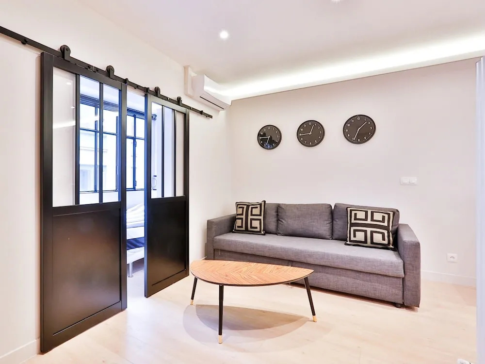 Blue Nights Apartments - Sébastopol