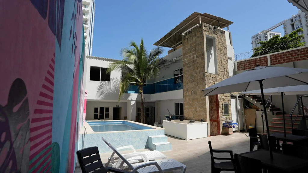 Hotel BellaMar Beach