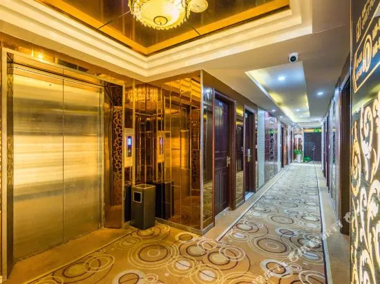 Huaju Hotel (Haining Haichang Road subway station store)