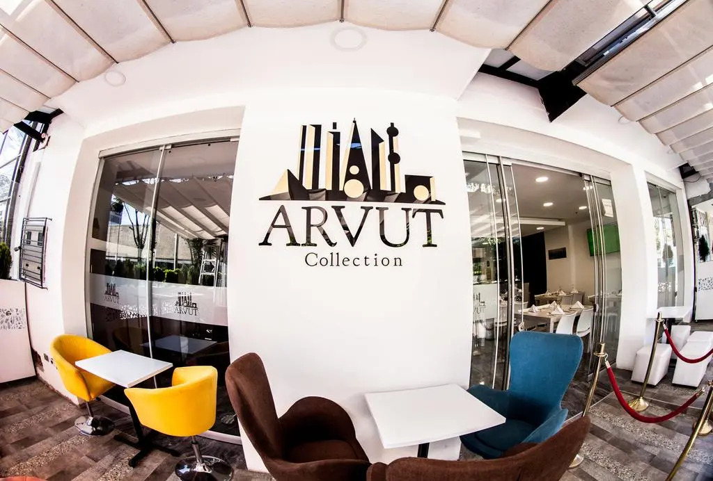 Hotel Arvut Collection
