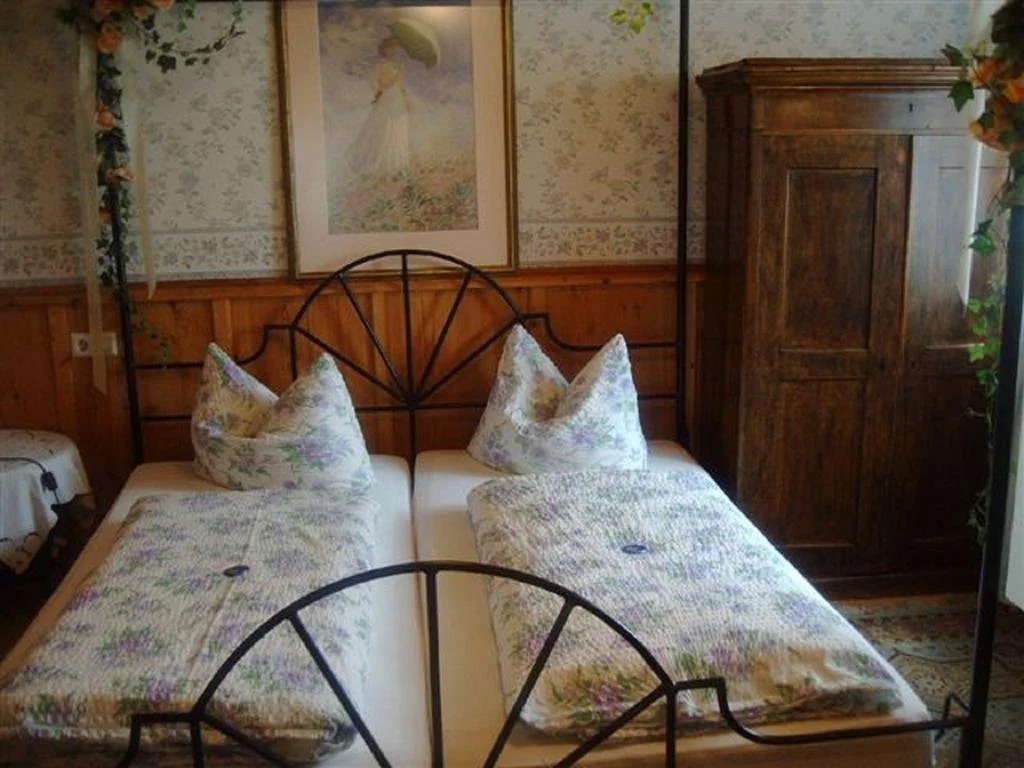 Alte Schreinerei-Auberge Harlekin
