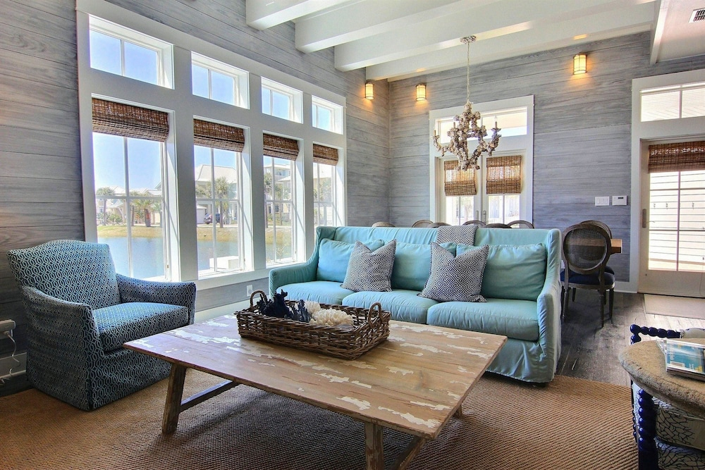 Seaside Escape 152 RO