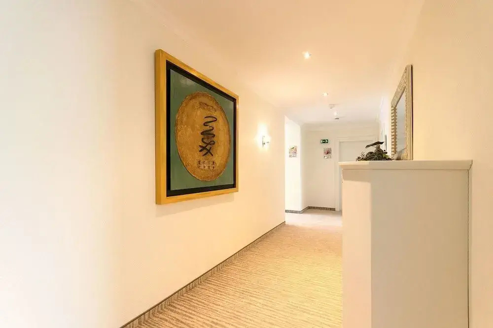 Intourhotel