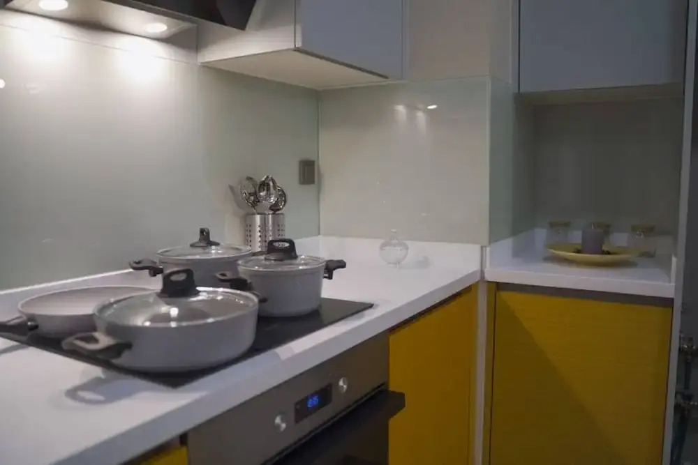 Brand-new Luxurious 1 1 Apartment With Terrace - Core Living