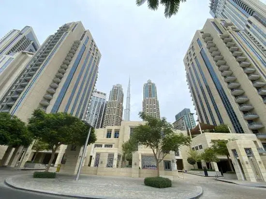 Newly furnished Downtown 1BR | Pet Friendly