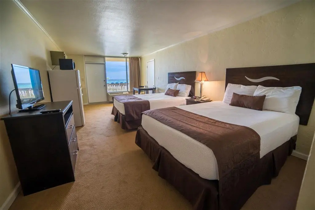 Reef Hotel