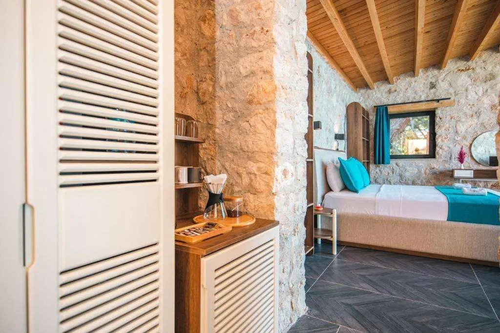 La Luna Faralya Villa 01